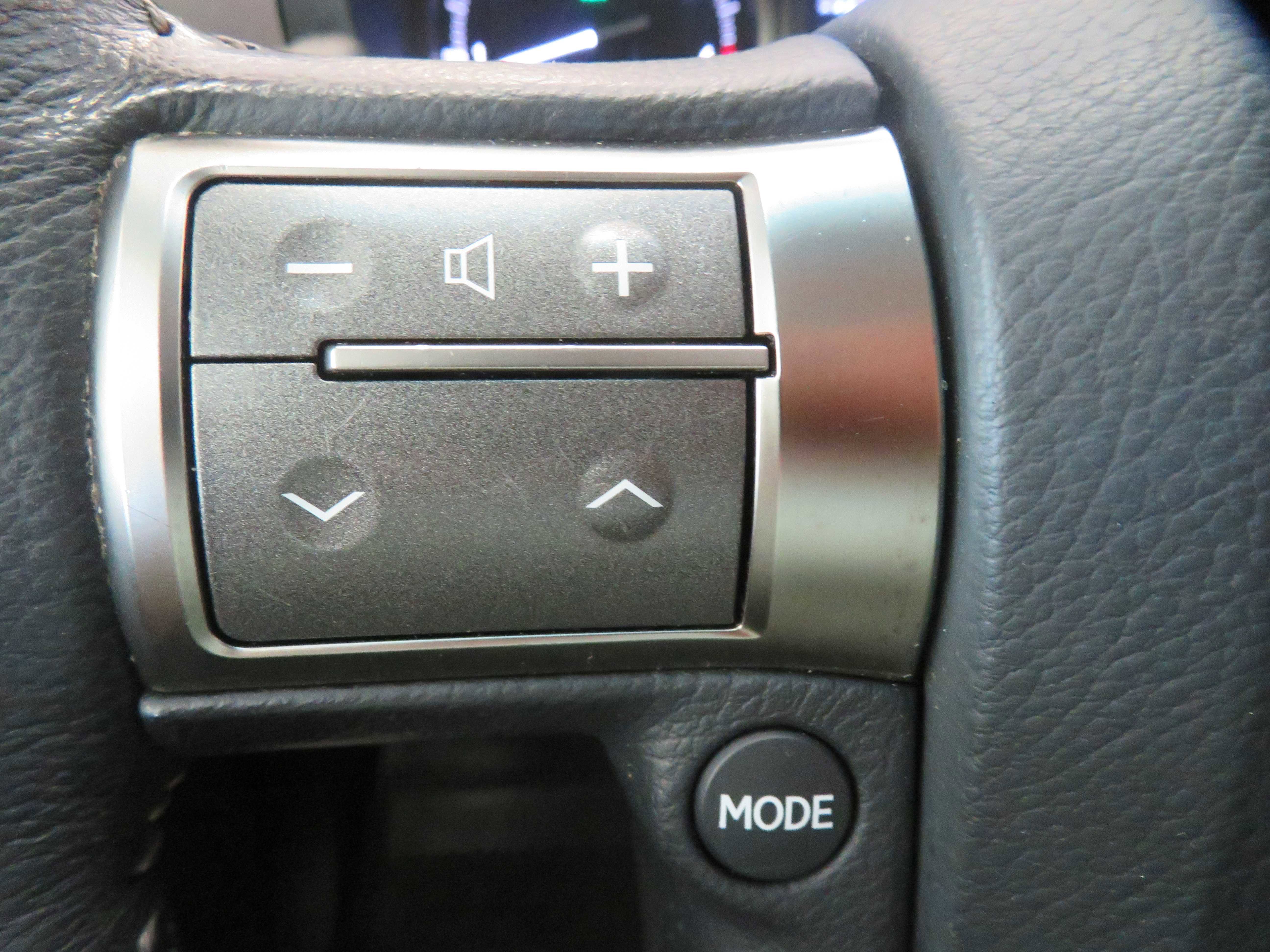 Used 2017 Lexus GX 460 w/ Navigation Package image 33