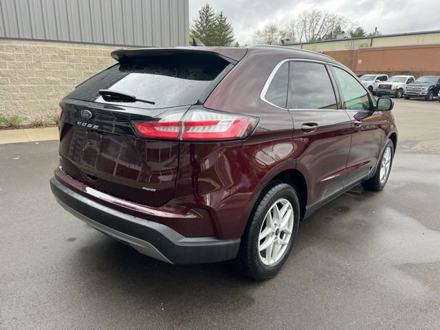 Used 2023 Ford Edge SEL AWD/4WD image 5