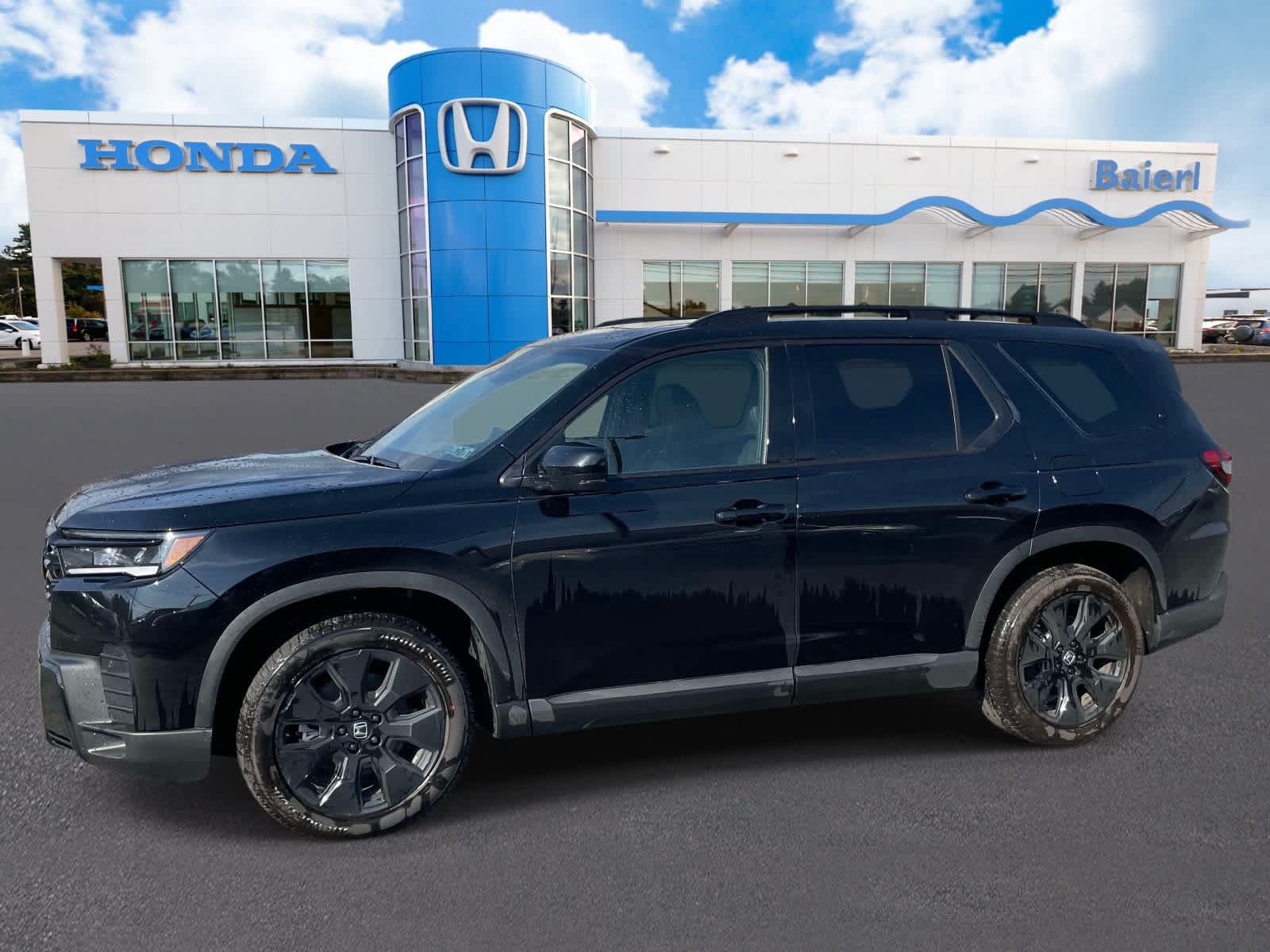 Used 2026 Honda Pilot Black Edition image 2