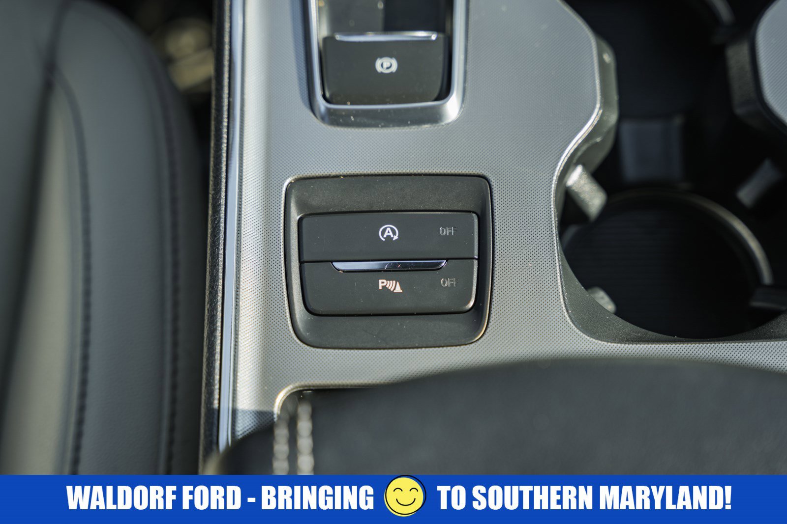 Used 2022 Ford Edge Titanium image 31