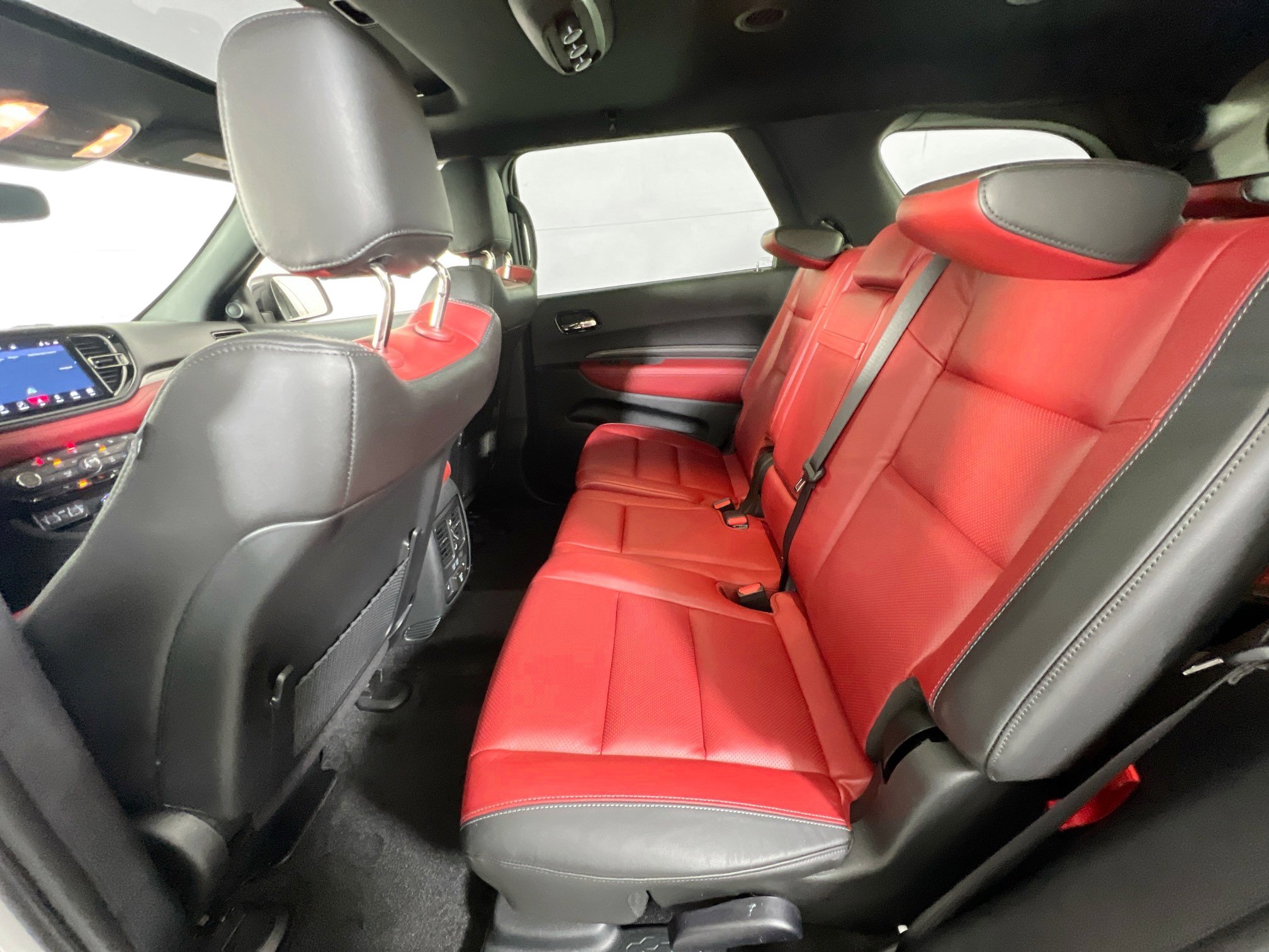 Used 2022 Dodge Durango R/T w/ Blacktop Package AWD/4WD image 25