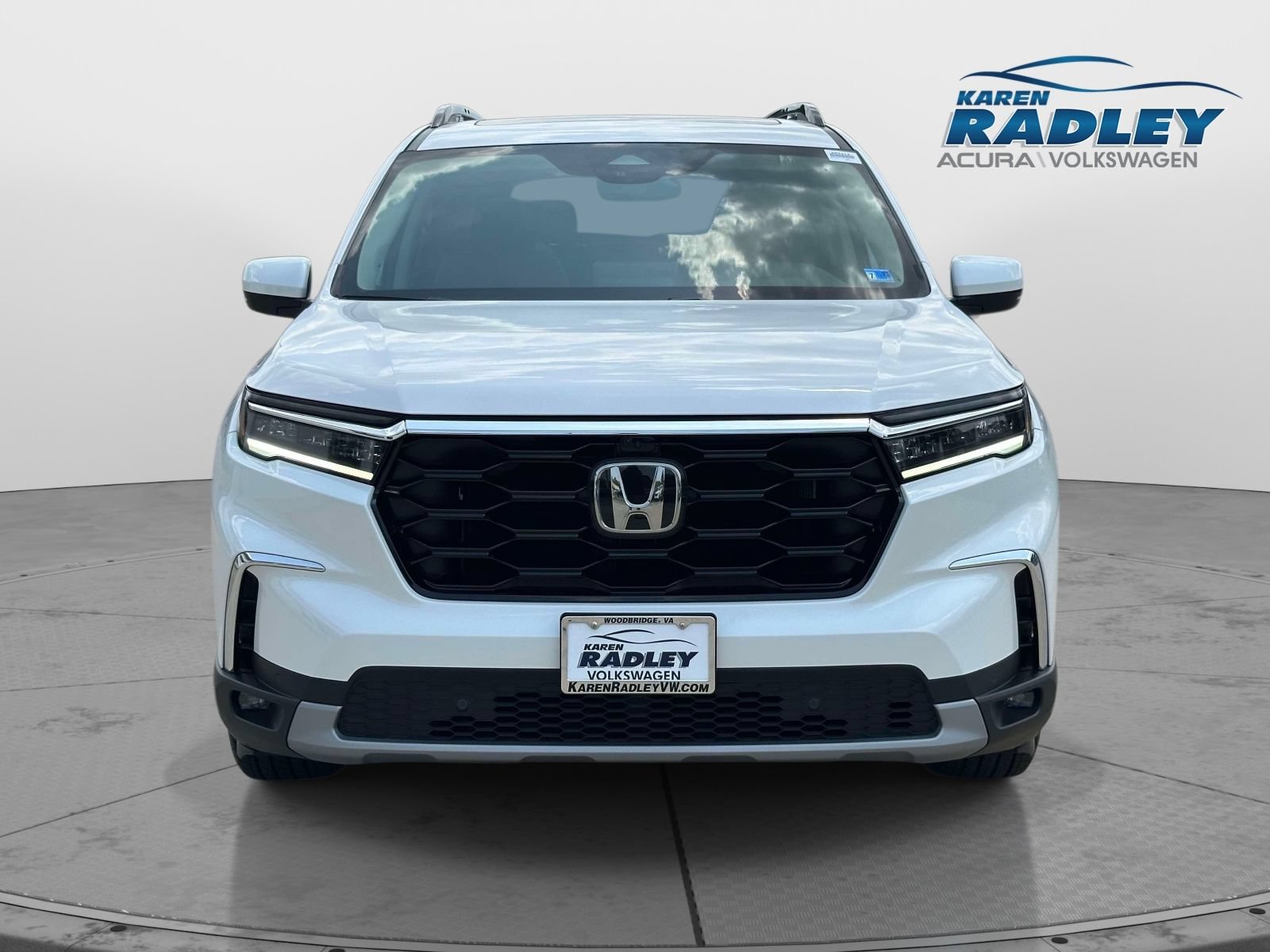 Used 2025 Honda Pilot Elite image 5
