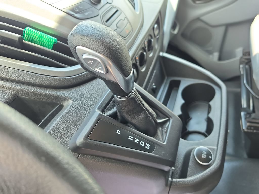 Used 2018 Ford Transit 150 XL RWD image 21