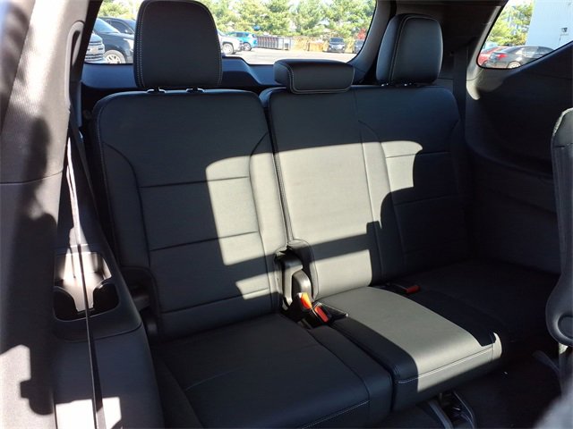 New 2026 Chevrolet Traverse LT w/ Sun and Wheel Package image 27