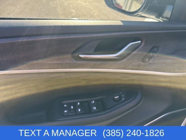New 2026 Jeep Grand Cherokee Limited image 12