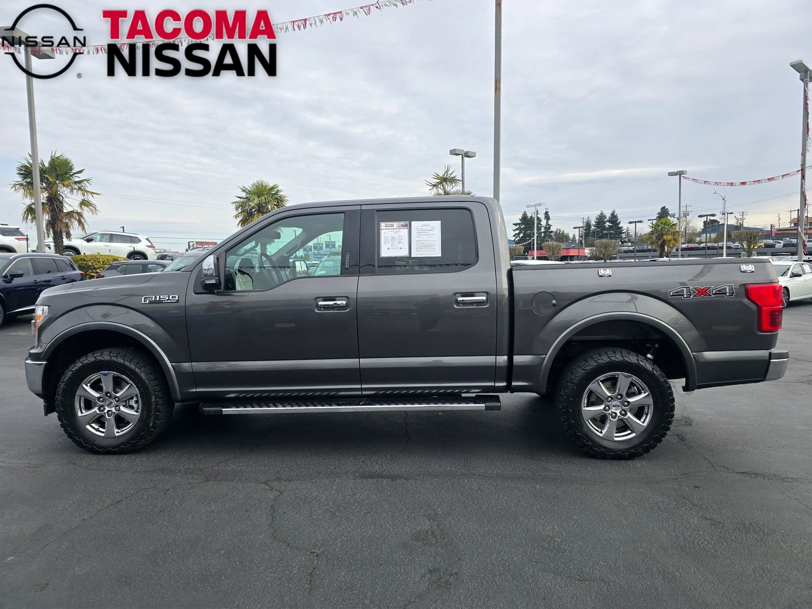 Used 2018 Ford F150 Lariat image 2