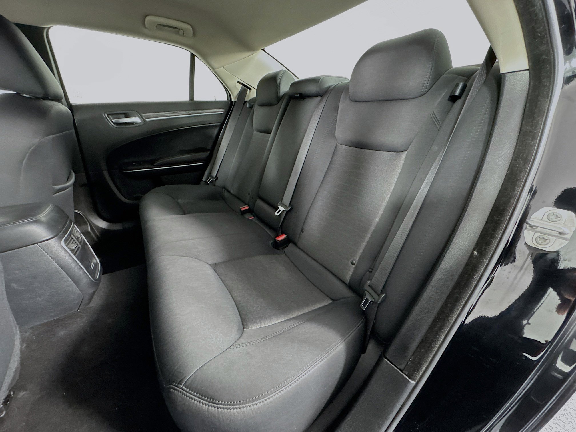 Used 2021 Chrysler 300 Touring w/ Sport Appearance Package image 23