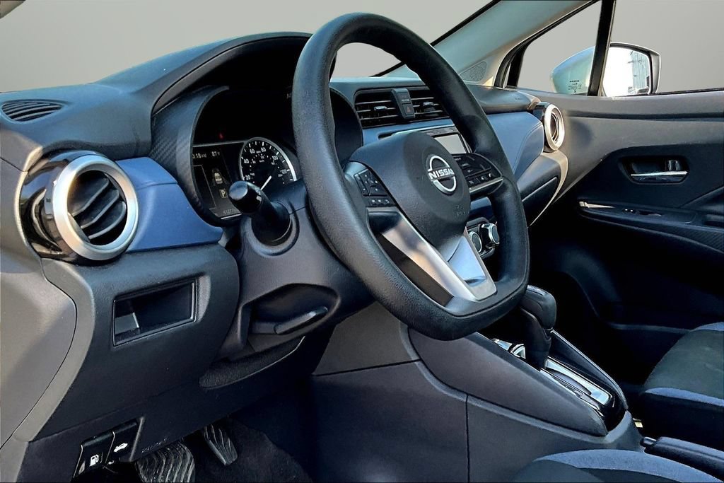 Used 2025 Nissan Versa SV FWD image 16