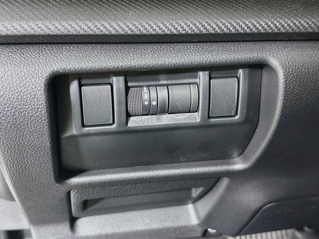 New 2026 Subaru Crosstrek 2.5i Premium AWD/4WD image 10