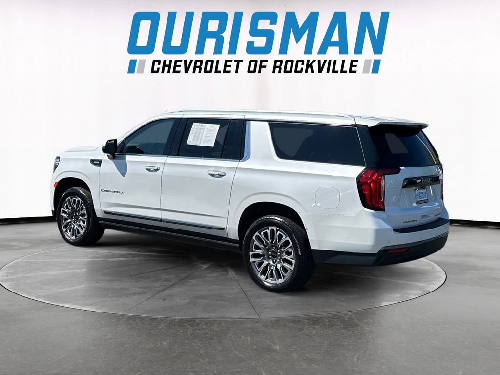Used 2023 GMC Yukon XL Denali Ultimate image 4