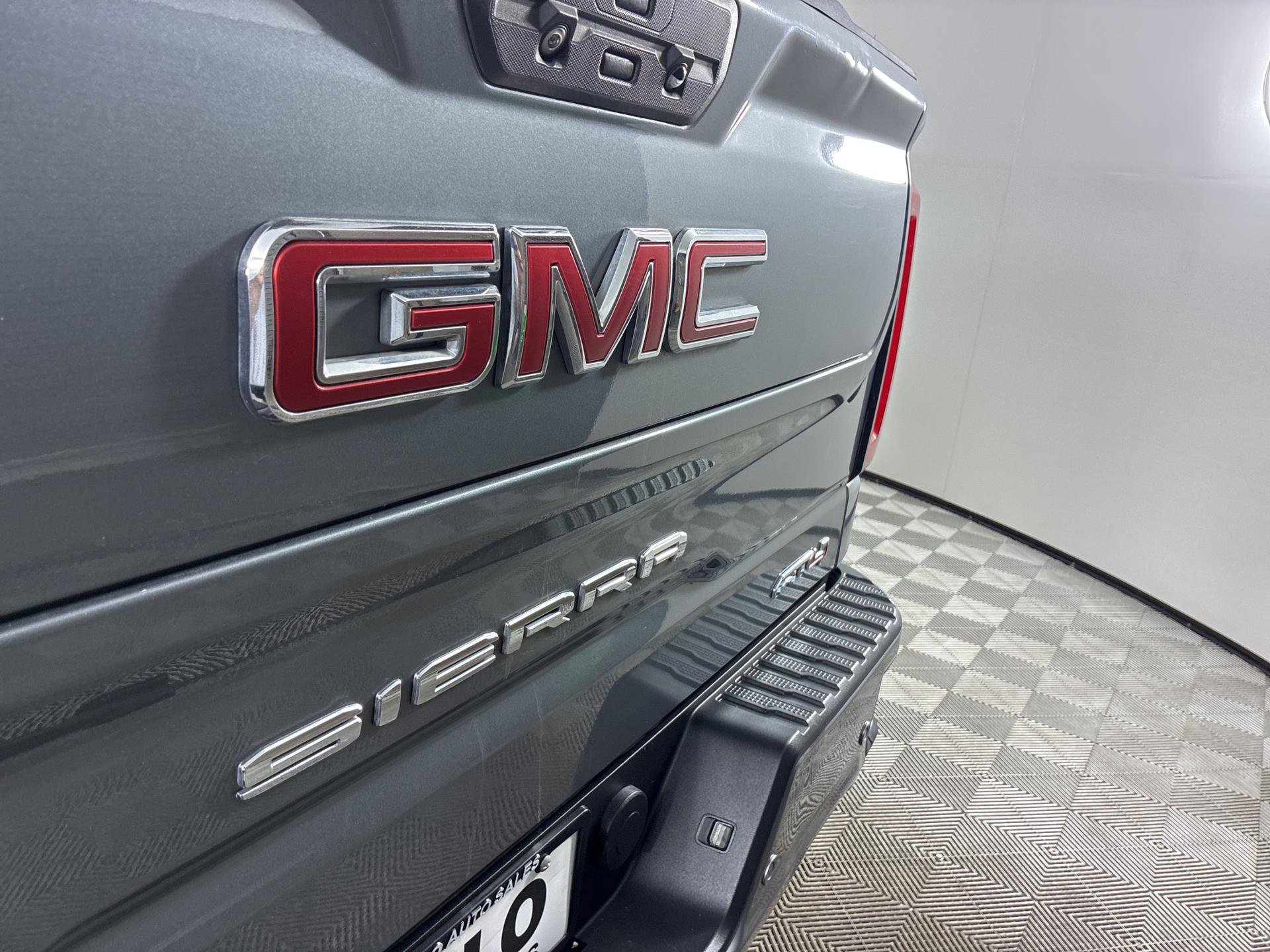 Used 2020 GMC Sierra 1500 AT4 w/ AT4 Premium Package image 7