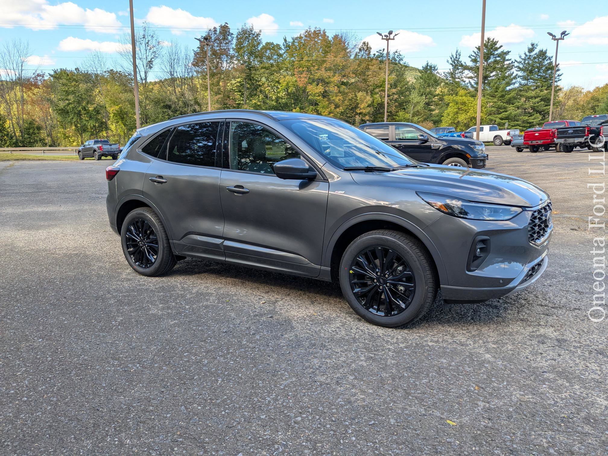 New 2025 Ford Escape ST-Line Elite image 7