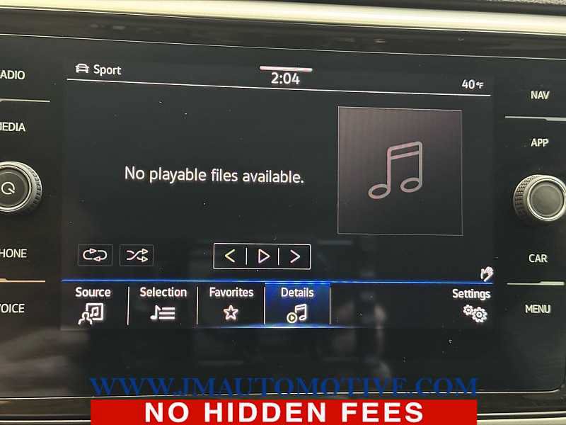 Used 2022 Volkswagen Atlas SEL R-Line AWD/4WD image 25