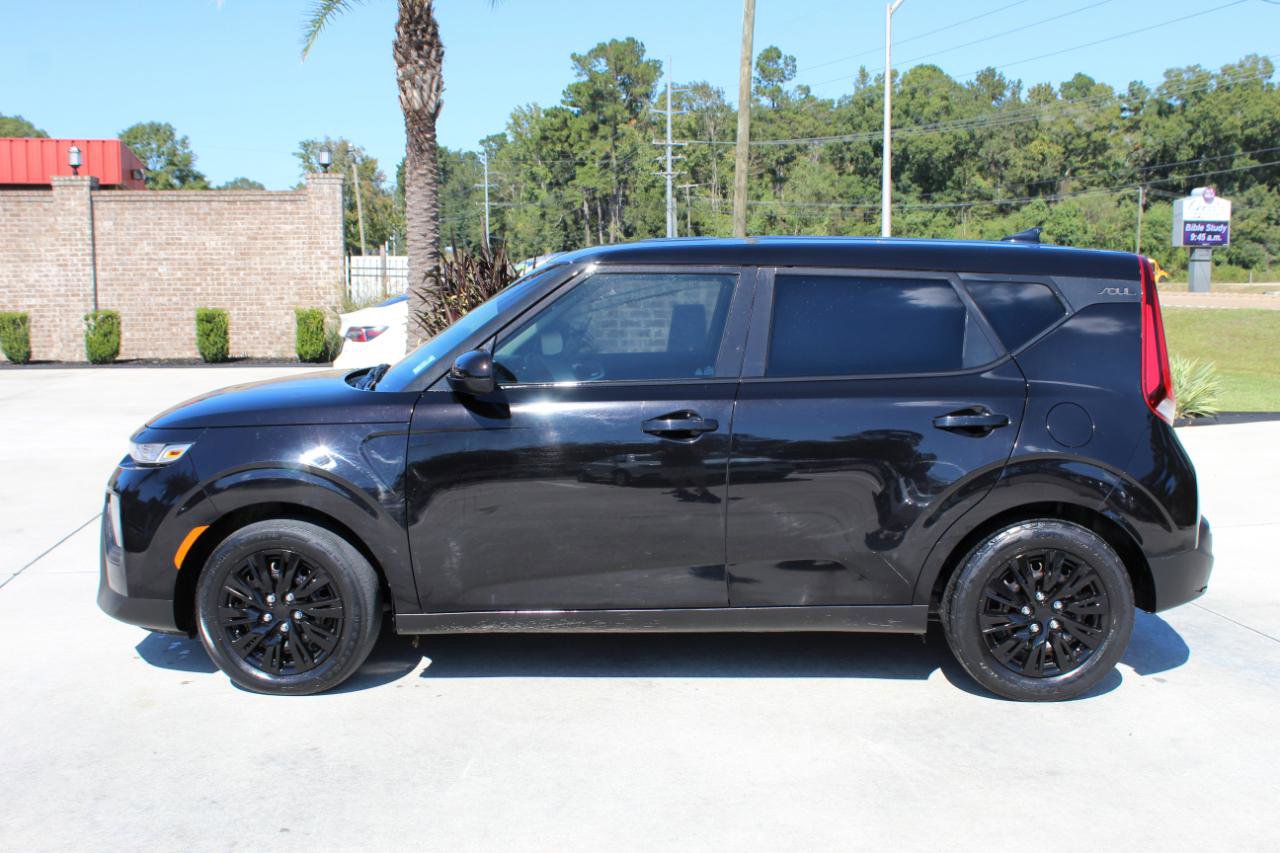 Used 2020 Kia Soul LX image 14