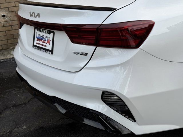 Used 2023 Kia Forte GT-Line w/ GT-Line Premium Package image 15