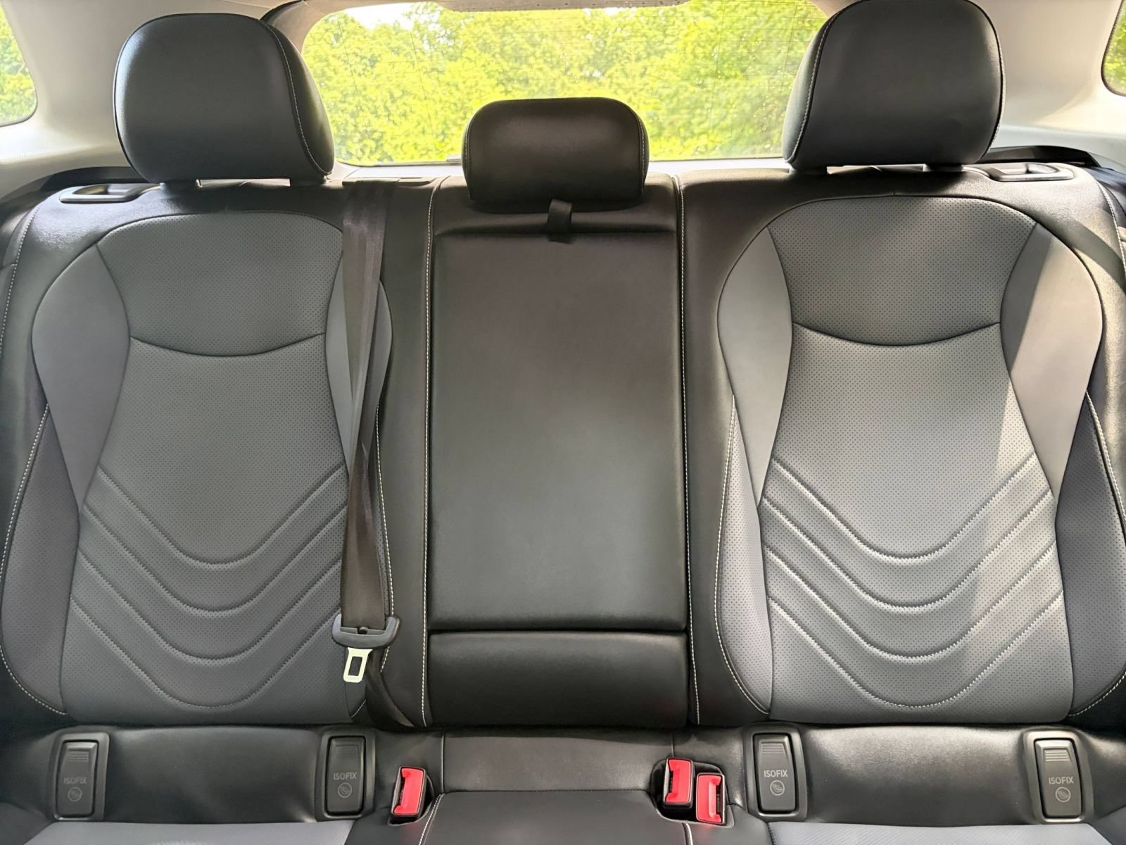 Used 2026 Volkswagen Tiguan SE AWD/4WD image 39