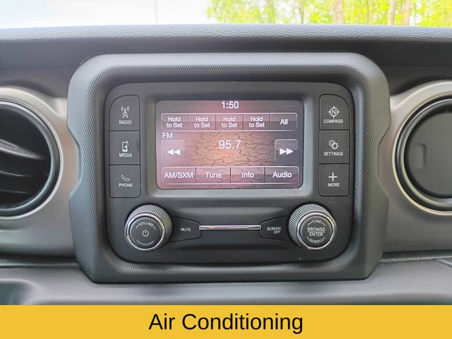 Used 2020 Jeep Wrangler Sport AWD/4WD image 16