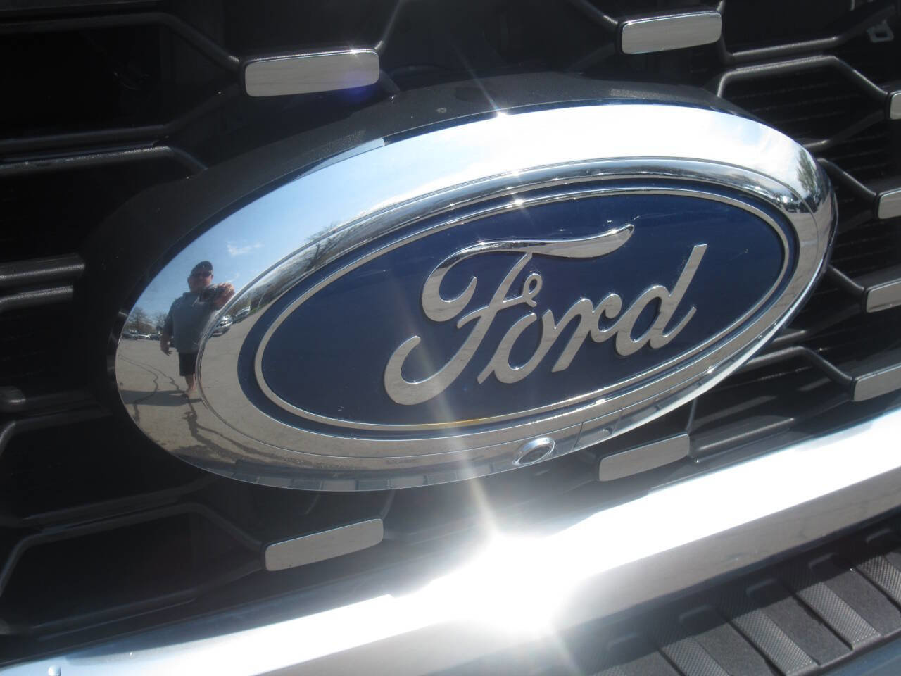 Used 2023 Ford F450 Platinum AWD/4WD image 5