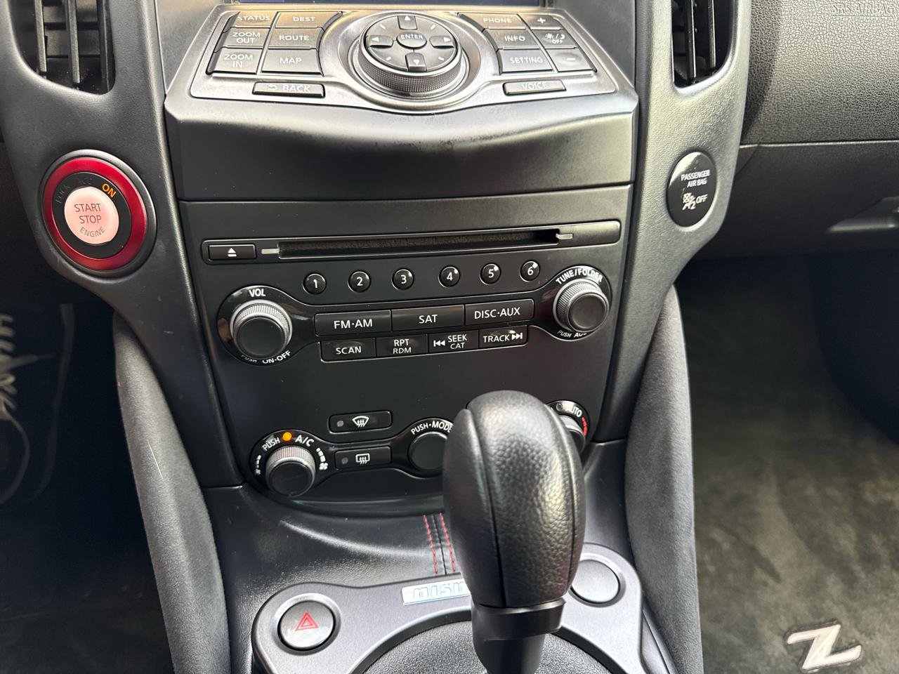 Used 2017 Nissan 370Z NISMO image 28