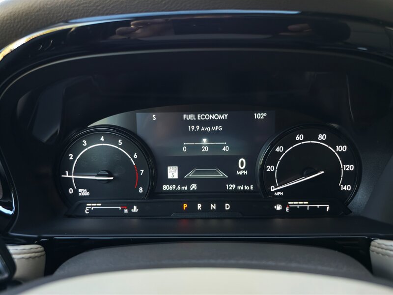 Used 2020 Lincoln Corsair Reserve w/ Equipment Group 201A FWD image 16