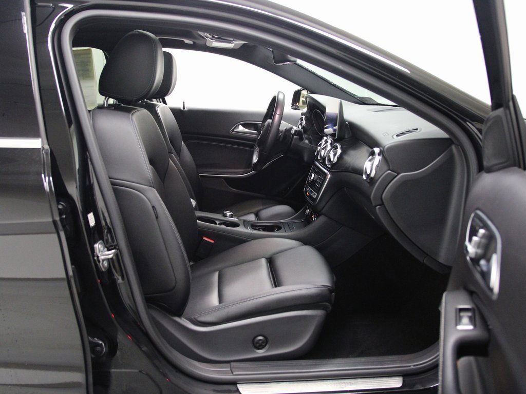 Used 2018 Mercedes-Benz GLA 250 4MATIC image 21