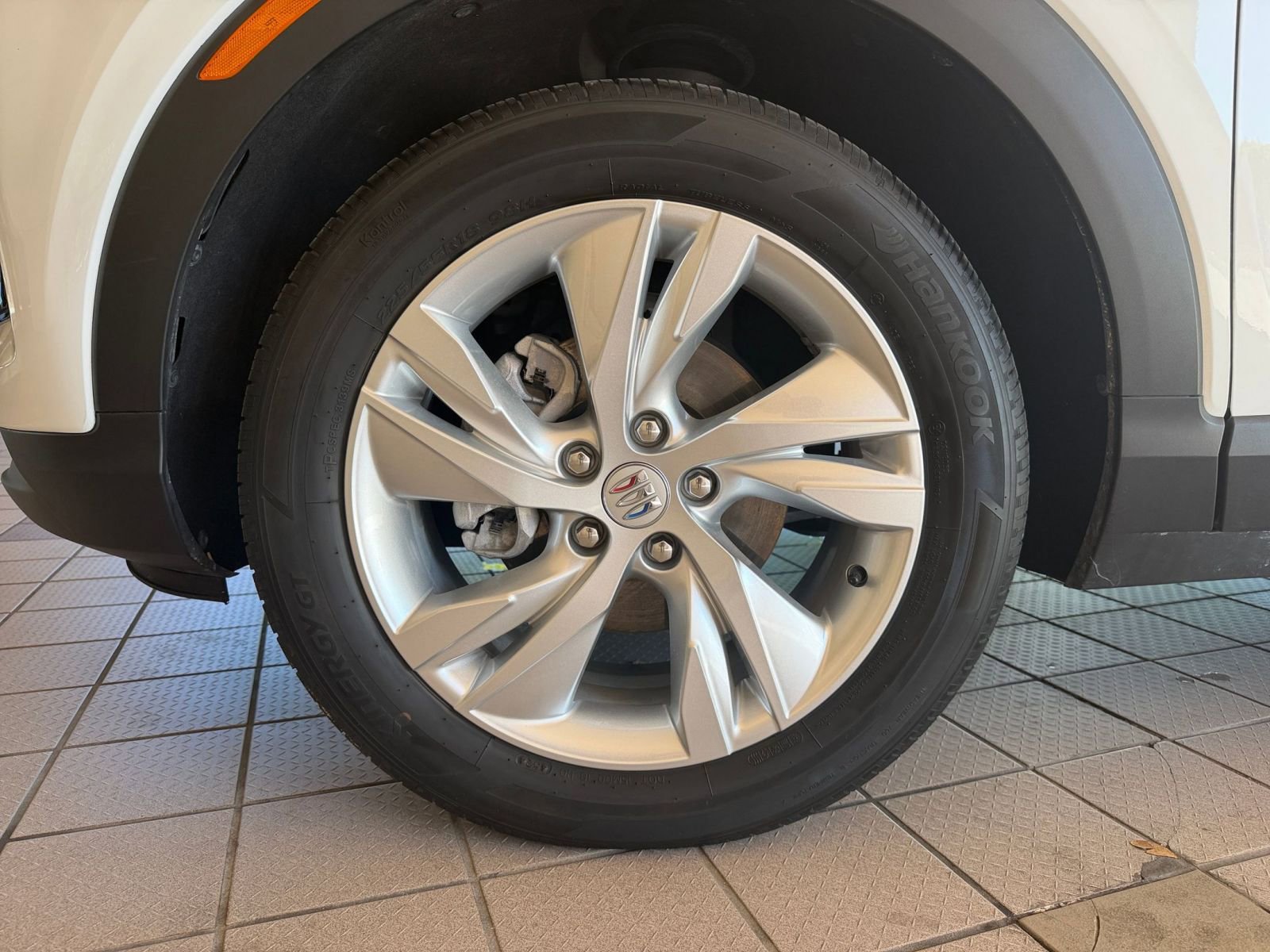 Used 2025 Buick Encore GX Preferred FWD image 29
