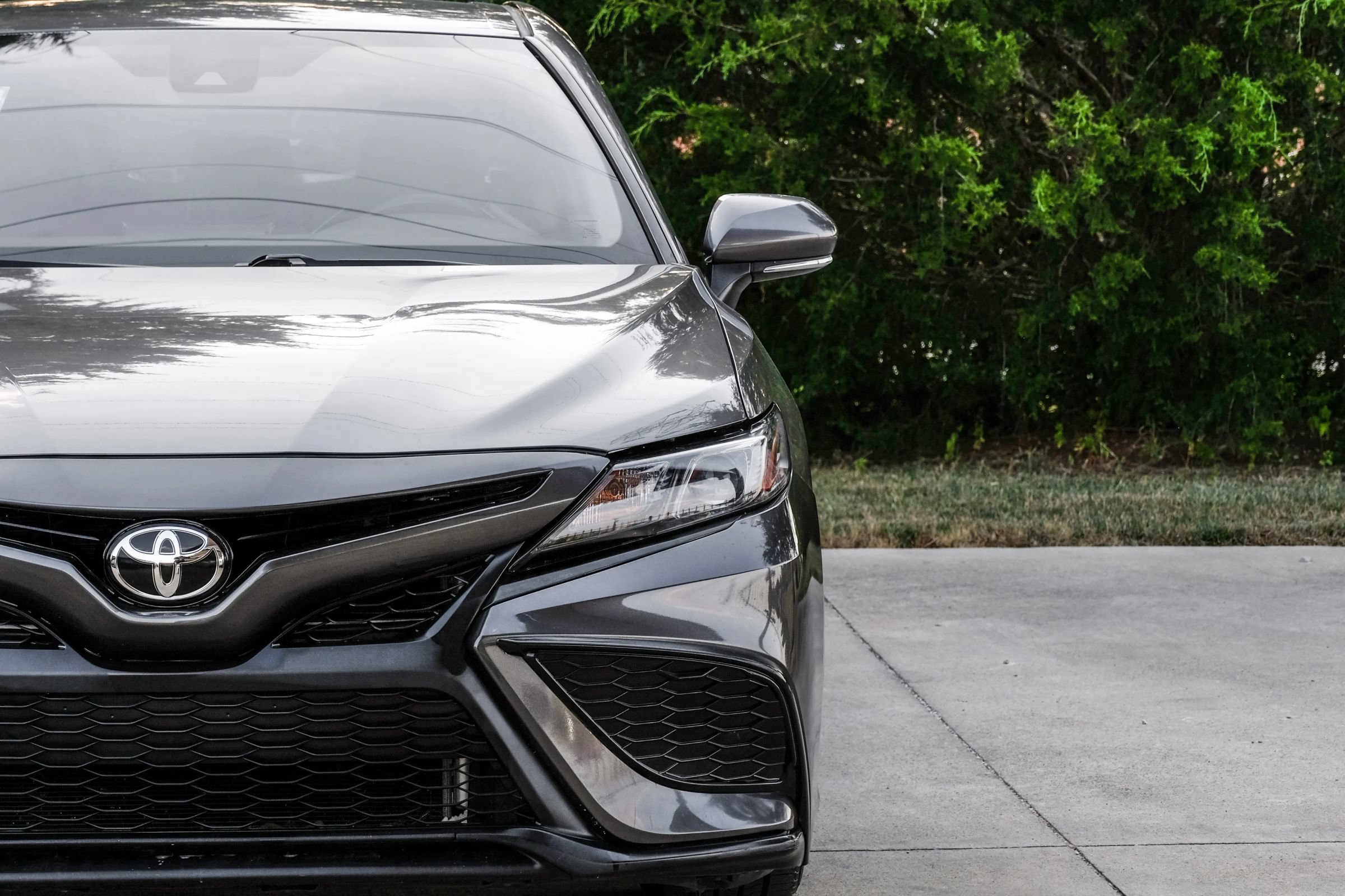 Used 2022 Toyota Camry SE w/ Convenience Package FWD image 51