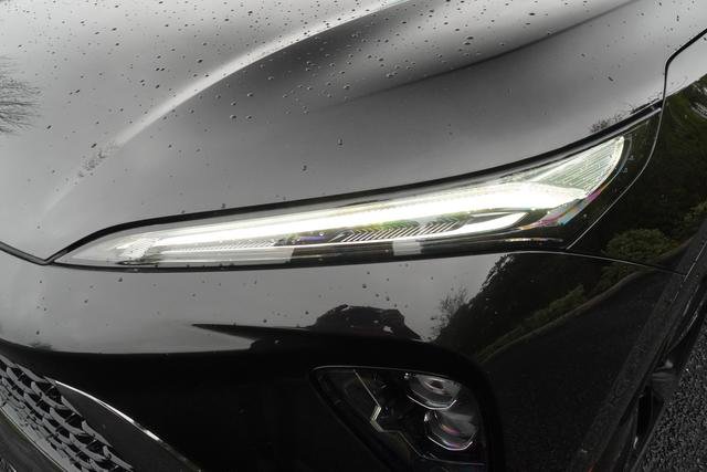 Used 2025 Buick Envision Sport Touring image 36