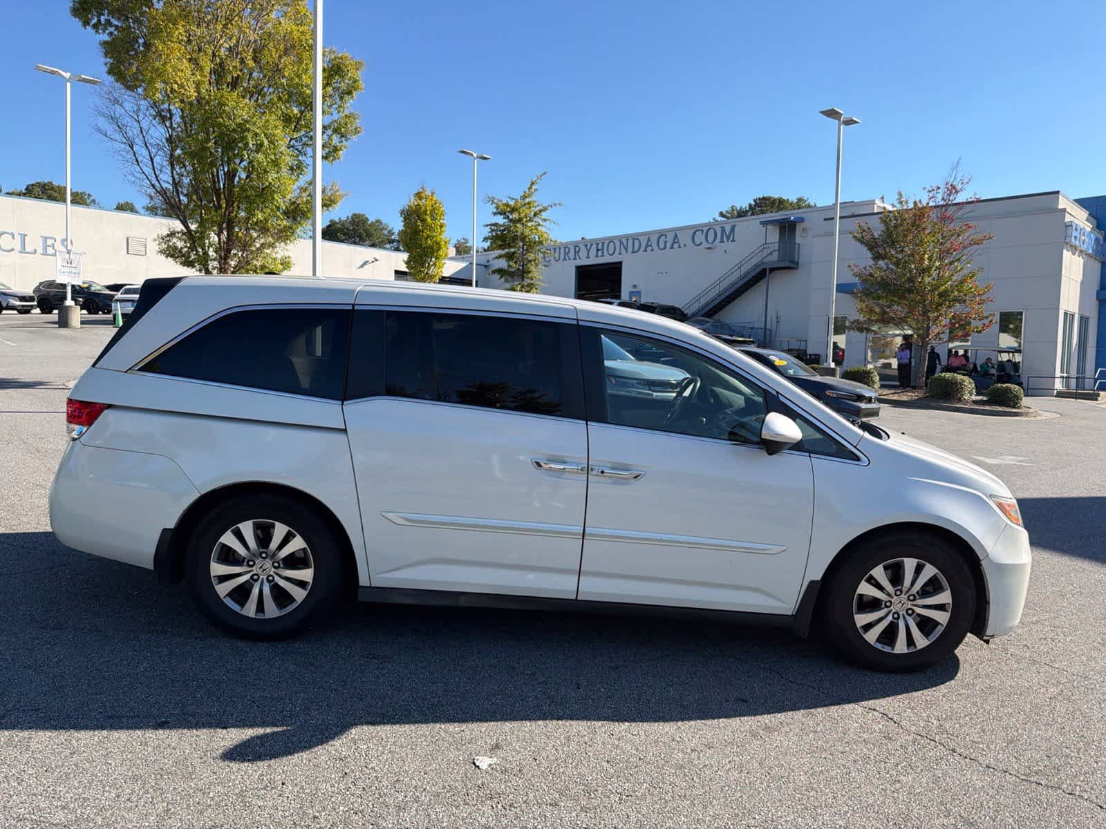 Used 2016 Honda Odyssey SE image 12
