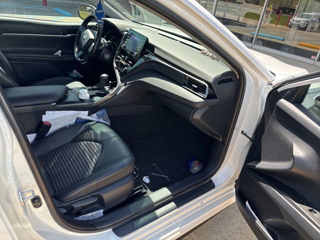 Used 2023 Toyota Camry SE image 14