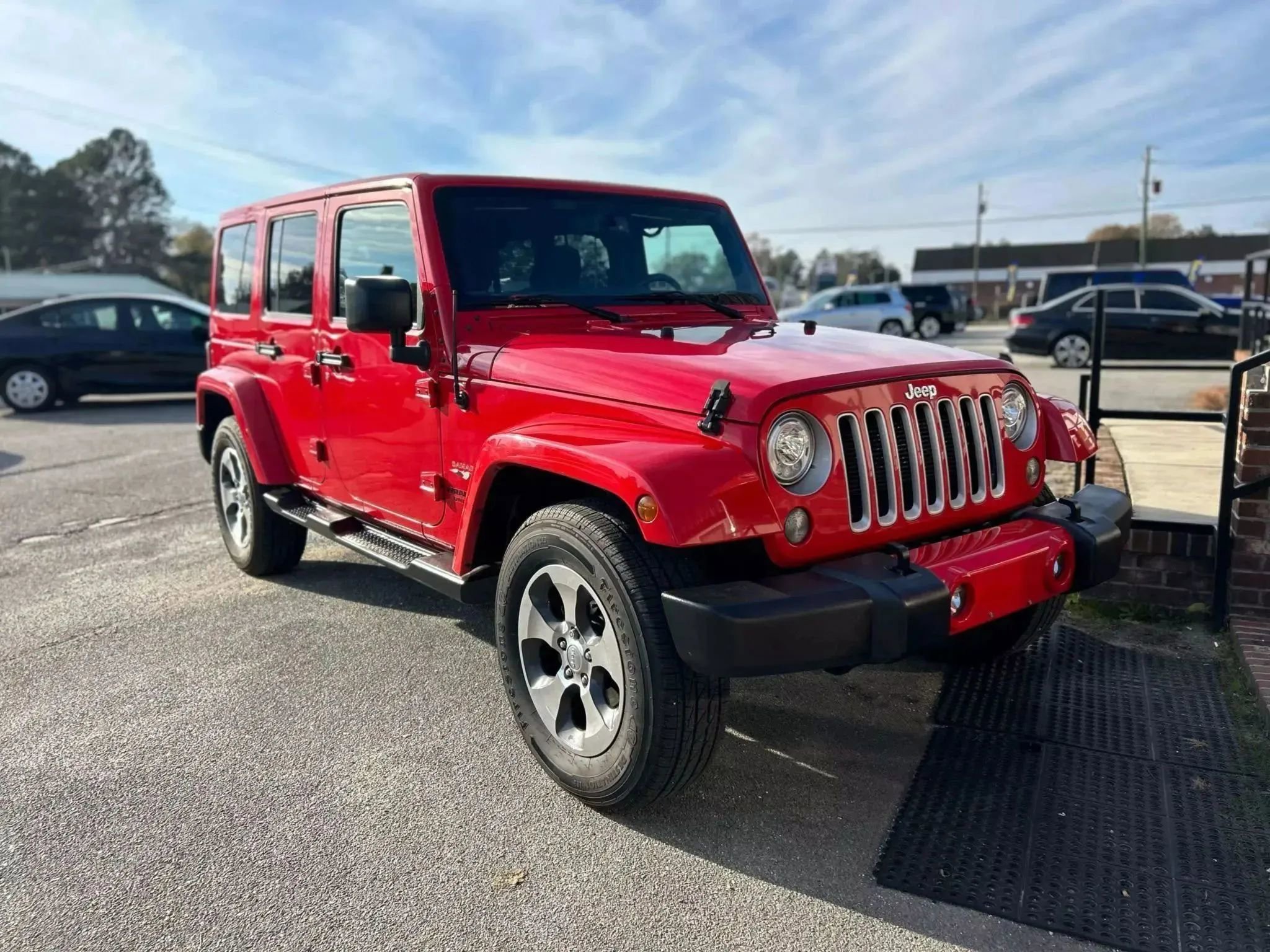 Used 2017 Jeep Wrangler Unlimited Sahara image 5
