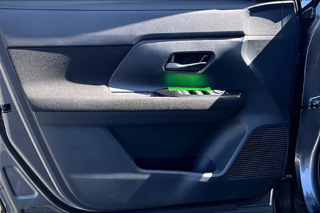 New 2026 Nissan Kicks S w/ Charging Package FWD image 8