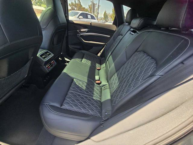Used 2023 Audi e-tron S Prestige w/ Prestige Package AWD/4WD image 18