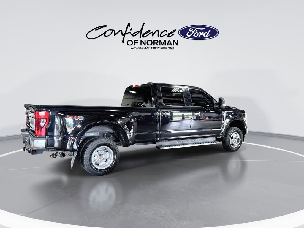 Used 2020 Ford F350 XLT w/ XLT Premium Package image 9