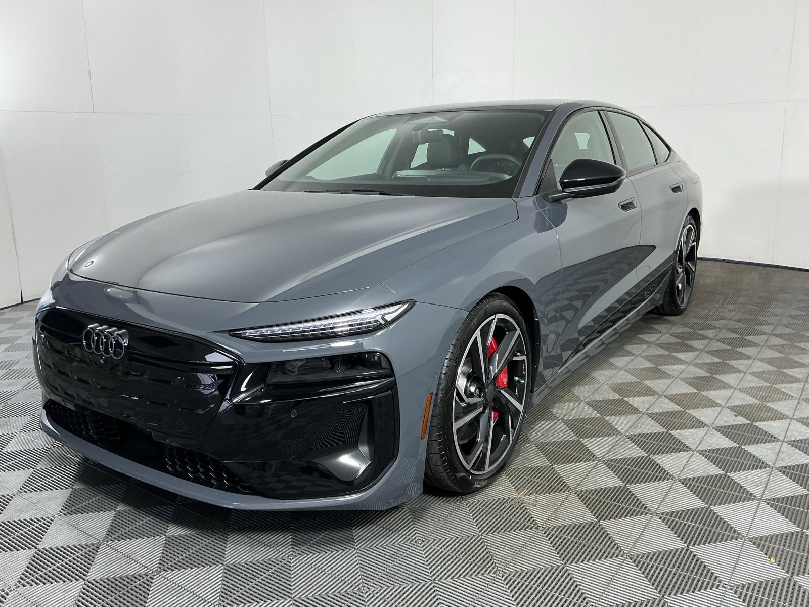 New 2027 Audi S6 e-tron Prestige AWD/4WD image 3