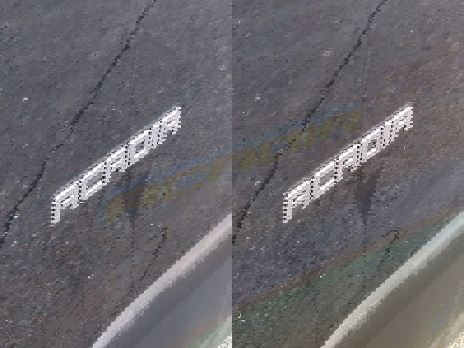 Used 2017 GMC Acadia SLT image 13