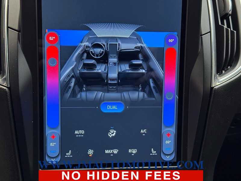 Used 2022 Ford Edge ST image 29