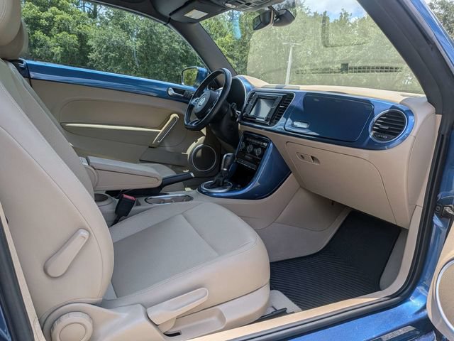 Used 2017 Volkswagen Beetle 1.8T SEL FWD image 16