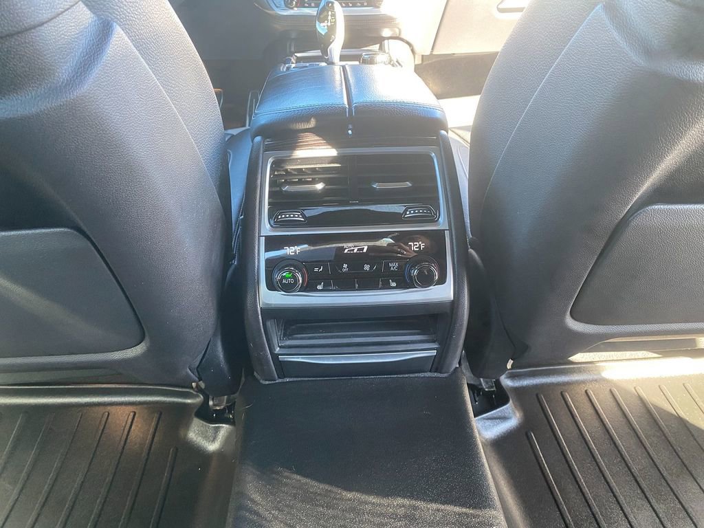 Used 2019 BMW 740i xDrive w/ Executive Package image 26