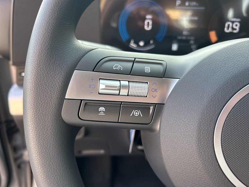 New 2026 Hyundai Kona SE image 13