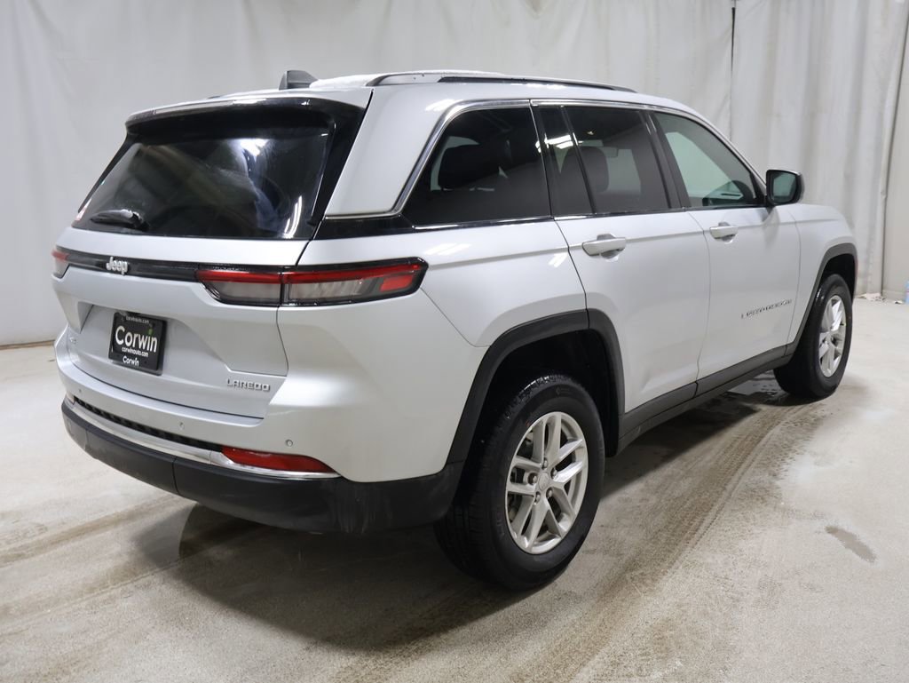 New 2026 Jeep Grand Cherokee Laredo X AWD/4WD image 7