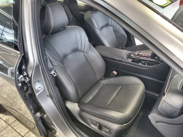 Used 2026 Toyota Crown Platinum AWD/4WD image 25