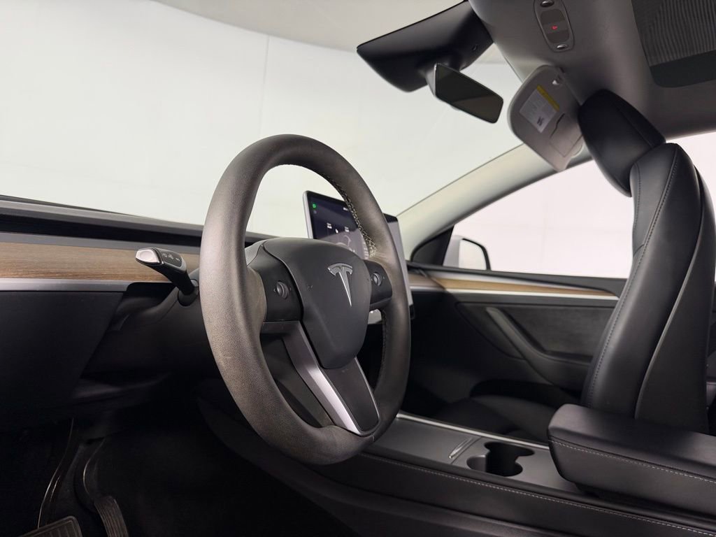Used 2024 Tesla Model Y Long Range image 20