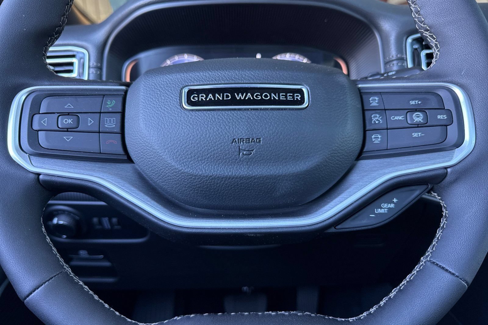 New 2026 Jeep Grand Wagoneer Limited w/ Premium Group II AWD/4WD image 24