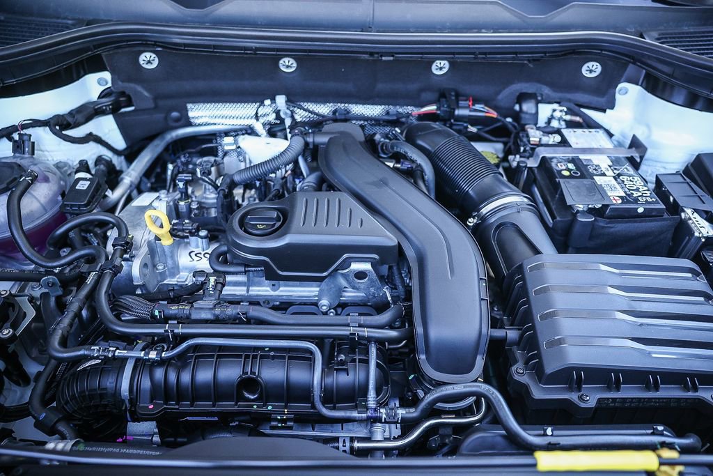 New 2025 Volkswagen Taos S image 17