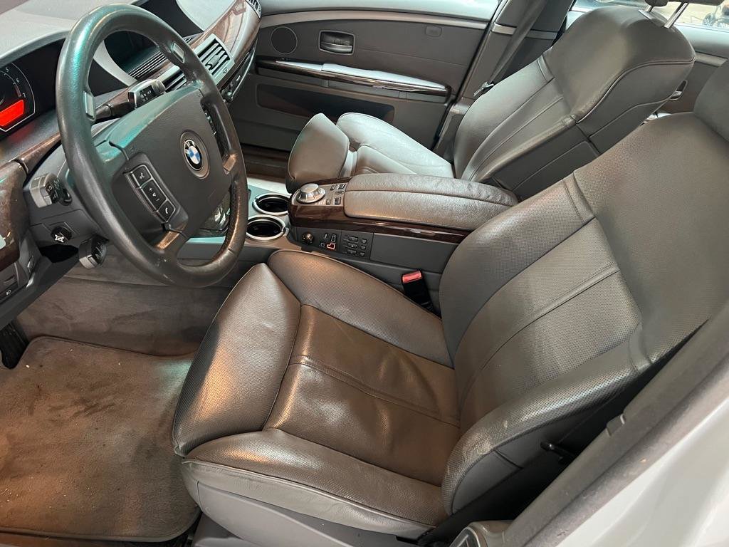 Used 2004 BMW 745Li RWD image 19