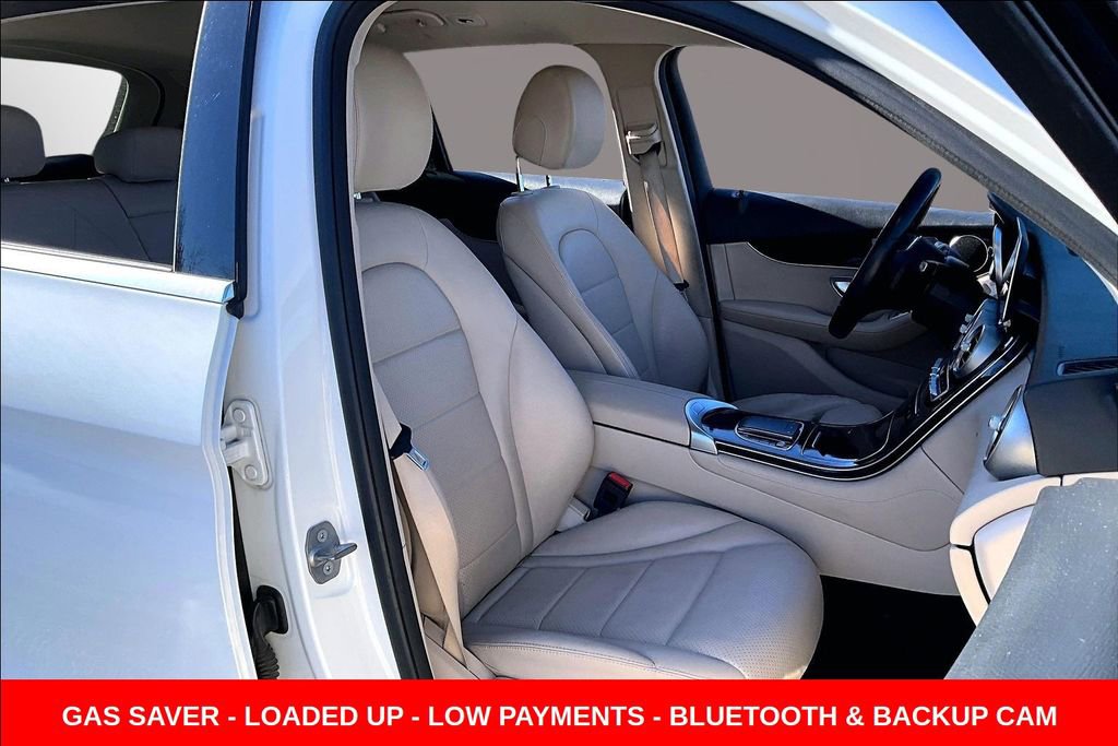 Used 2020 Mercedes-Benz GLC 300 4MATIC image 26