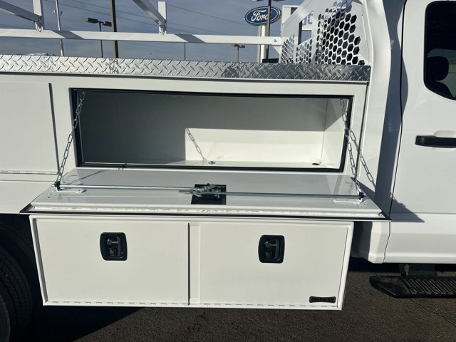 New 2024 Ford F550 2WD Crew Cab Super Duty image 9