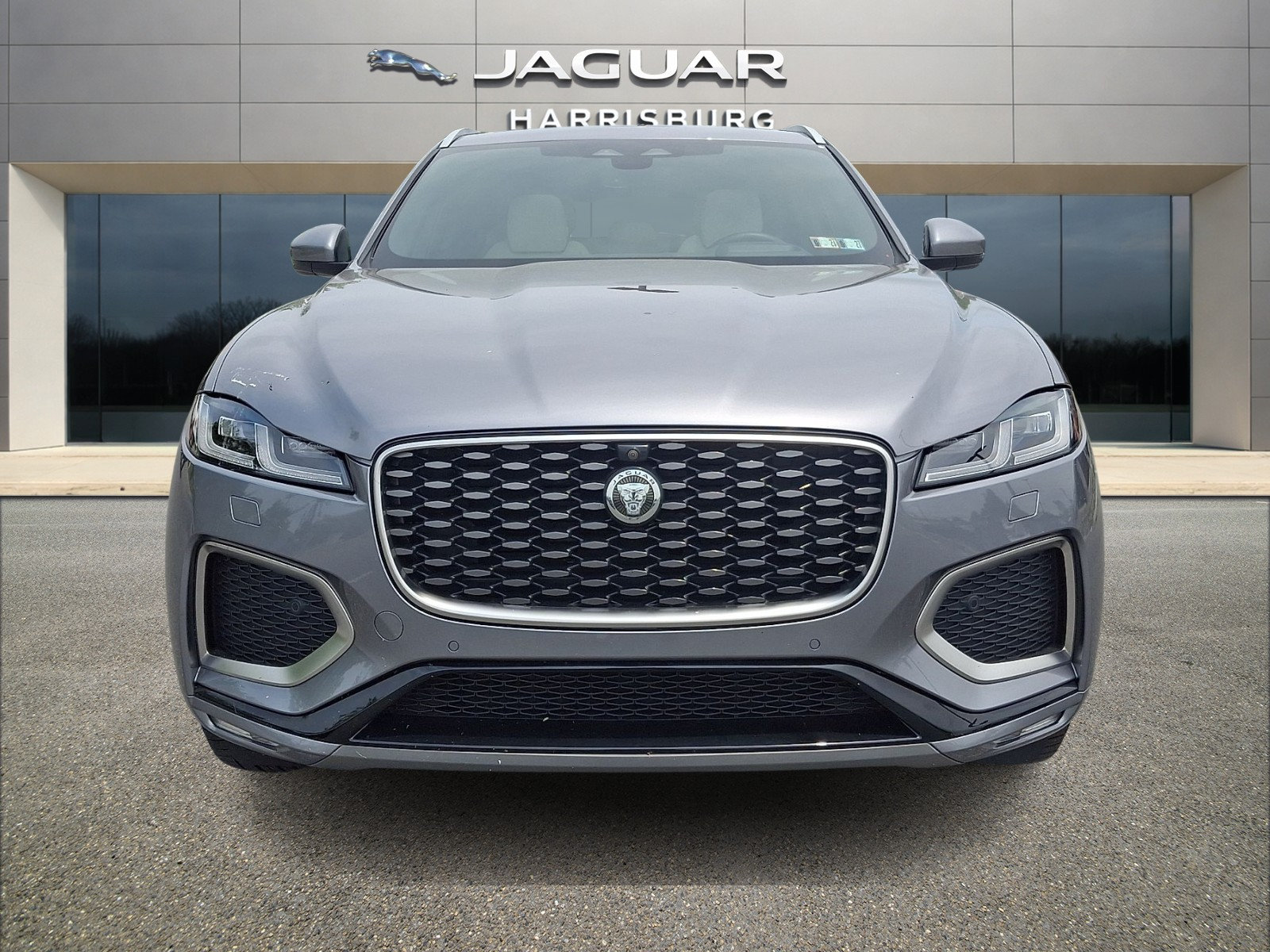Used 2026 Jaguar F-PACE R-Dynamic S AWD/4WD image 2