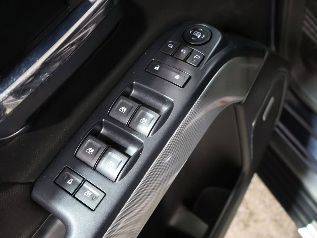 Used 2018 Chevrolet Silverado 1500 LTZ Z71 w/ Centennial Edition image 14